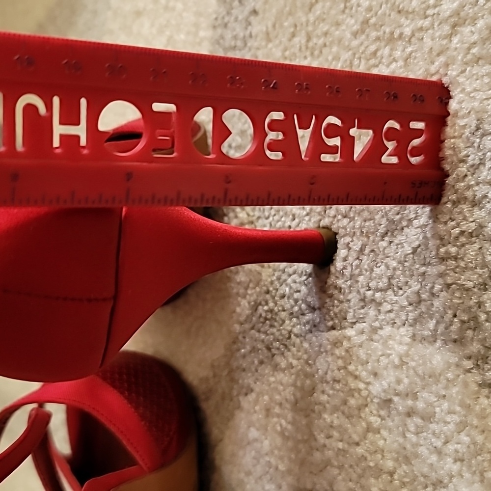 Nina red dress sandal style heel 8.5M, leather sole sequin & satin trim peek toe - Picture 5 of 8